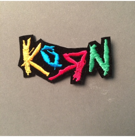 Korn - Flerfärgad Logo - Tygmärke